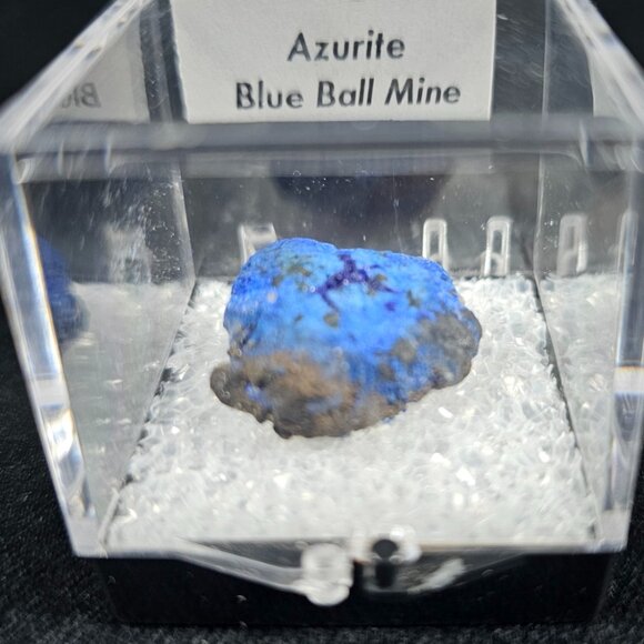 Azurite - Picture 1 of 4